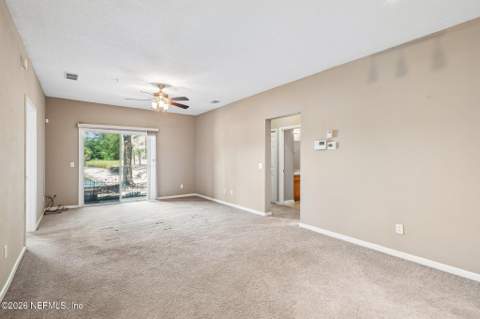 3671 Kirkpatrick Circle #15-2, Jacksonville FL - photo 14 of 35