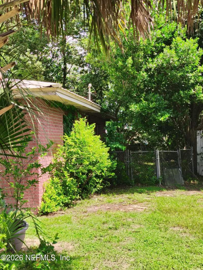 3 bedroom Single Family Residence at 408 Magnolia Dr Drive, Rolling Hills, Palatka — photo 5