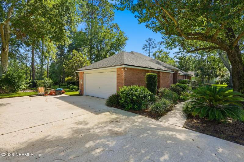 4 bedroom Single Family Residence at 1972 Woodlake Drive, Eagle Harbor, Fleming Island — photo 4