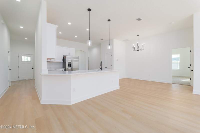 3 bedroom Single Family Residence at 26 Bitterroot Avenue, Middleburg, Middleburg — photo 5