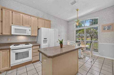 4821 Hawks Landing Court, Jacksonville FL - photo 14 of 36
