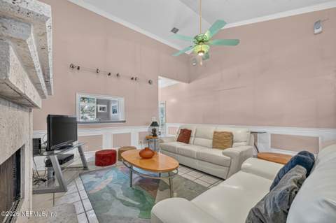 4821 Hawks Landing Court, Jacksonville FL - photo 17 of 36