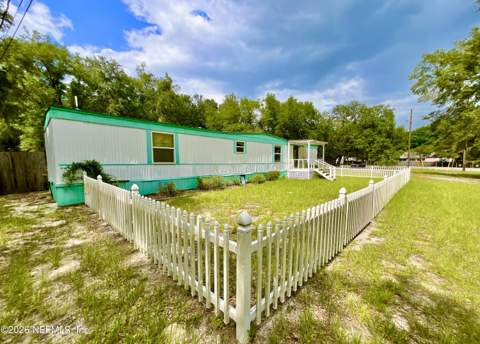 8232 Swan Lake Road, Melrose FL - photo 17 of 55