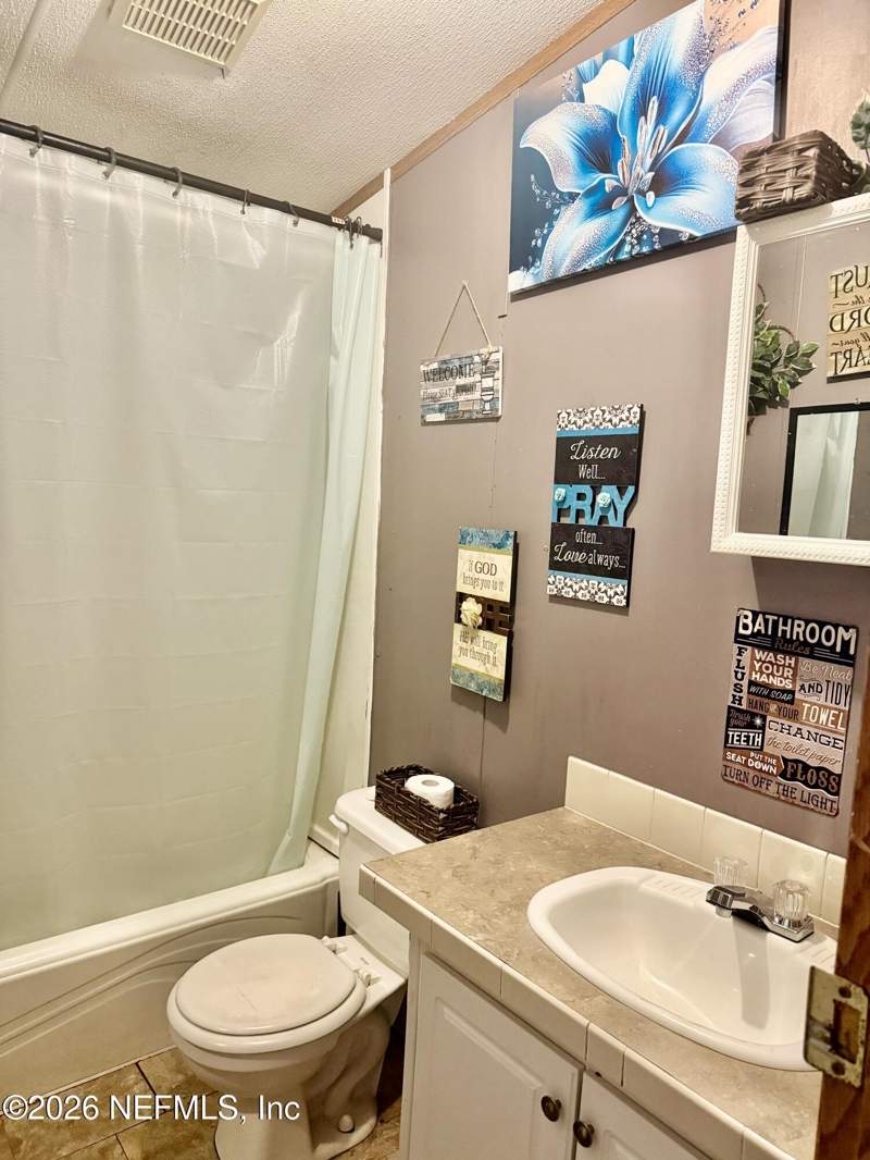 3 bedroom Manufactured Home at 525 N St Johns Street, Ravenswood, St. Augustine — photo 5