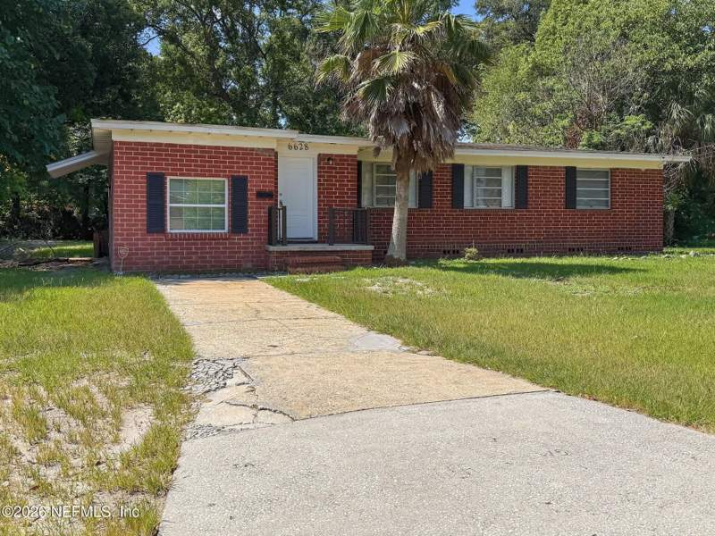 3 bedroom Single Family Residence at 6628 Pine Summit Drive, Lake Lucina, Jacksonville — photo 2