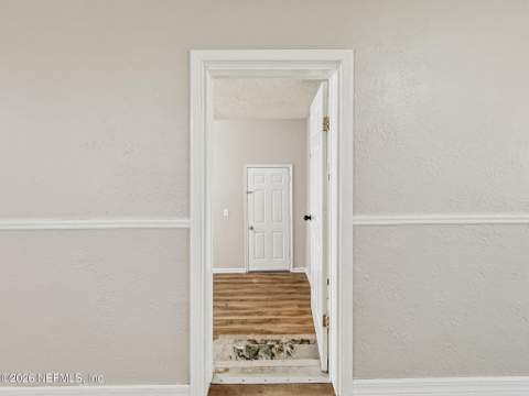 6628 Pine Summit Drive, Jacksonville FL - photo 9 of 58