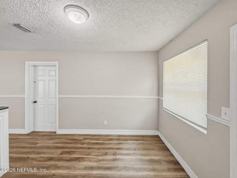 6628 Pine Summit Drive, Jacksonville FL - photo 14 of 58