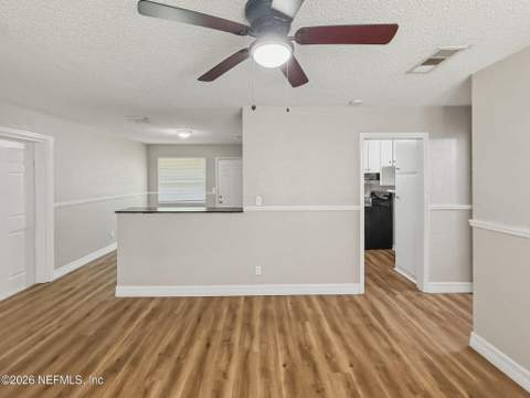 6628 Pine Summit Drive, Jacksonville FL - photo 18 of 58