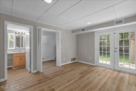 8712 Mathonia Avenue, Jacksonville FL - photo 12 of 34