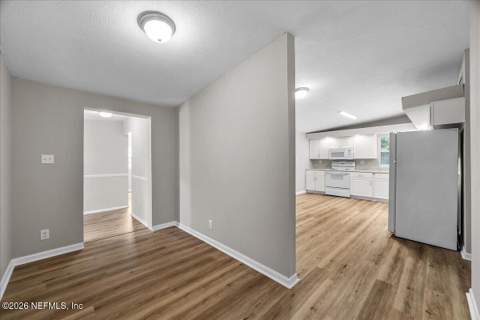 8712 Mathonia Avenue, Jacksonville FL - photo 19 of 34