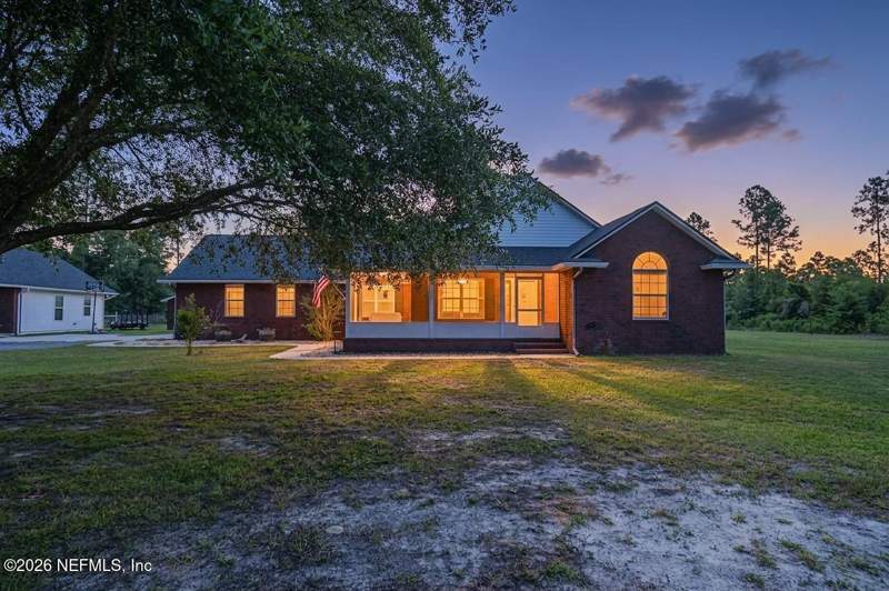 3 bedroom Single Family Residence at 11485 Peacock Creek Road, Glen St. Mary, Glen St. Mary — photo 3