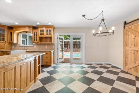 109 Oak Tree Lane, Palatka FL - photo 13 of 61