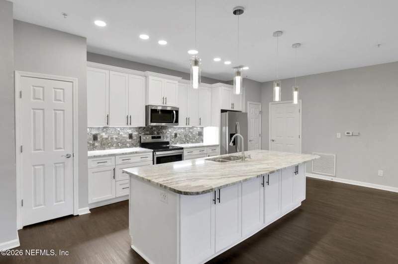 2 bedroom Condominium at 11251 Campfield Drive #4209, Campfield, Jacksonville — photo 2