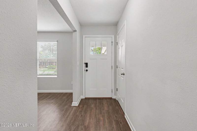 3 bedroom Single Family Residence at 3539 Phyllis Street, Murray Hill, Jacksonville — photo 2