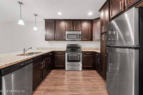 3539 Phyllis Street, Jacksonville FL - photo 7 of 16