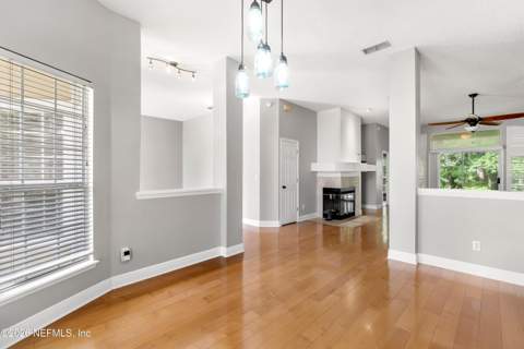 12944 Summerwind Lane, Jacksonville FL - photo 10 of 71
