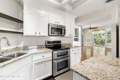 12944 Summerwind Lane, Jacksonville FL - photo 15 of 71