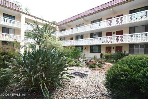 1810 Sevilla Boulevard #202, Atlantic Beach FL - photo 13 of 41