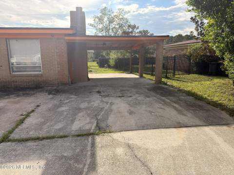 9806 Priory Avenue, Jacksonville FL - photo 6 of 24