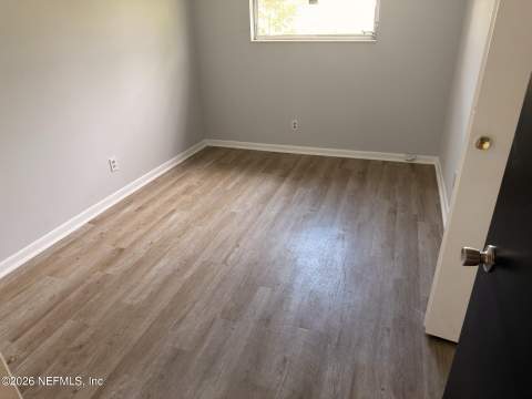 9806 Priory Avenue, Jacksonville FL - photo 15 of 24