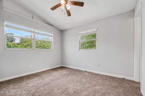 919 Crest Drive, Jacksonville FL - photo 10 of 20