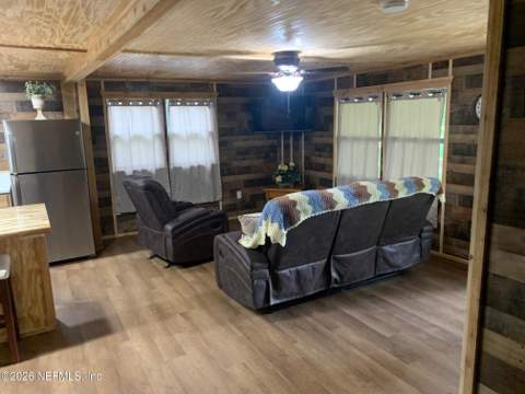 125 Willis Road, Hollister FL - photo 6 of 9