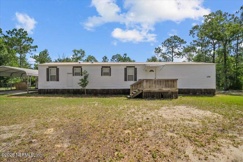 3 bedroom Mobile Home at 174 Union Avenue, Interlachen, Interlachen — photo 4