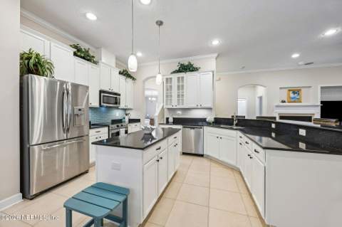 276 Ellsworth Circle, St. Johns FL - photo 16 of 69