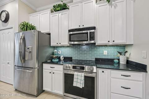 276 Ellsworth Circle, St. Johns FL - photo 17 of 69