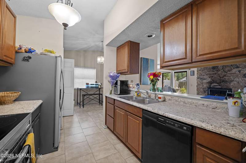 3 bedroom Single Family Residence at 4208 QUEENSWAY Drive, Windermere, Jacksonville — photo 4