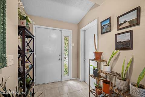 4208 Queensway Drive, Jacksonville FL - photo 9 of 34