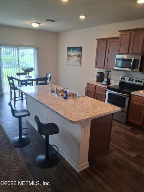 6841 Sandle Drive, Jacksonville FL - photo 12 of 14