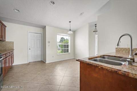 11542 Wandering Pines Trail, Jacksonville FL - photo 14 of 28