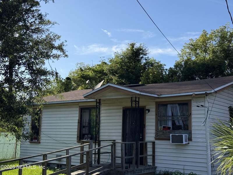3 bedroom Single Family Residence at 1775 E 23rd Street, Talleyrand Townsite, Jacksonville — photo 2