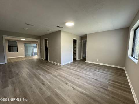 5612 Oliver Street, Jacksonville FL - photo 10 of 26