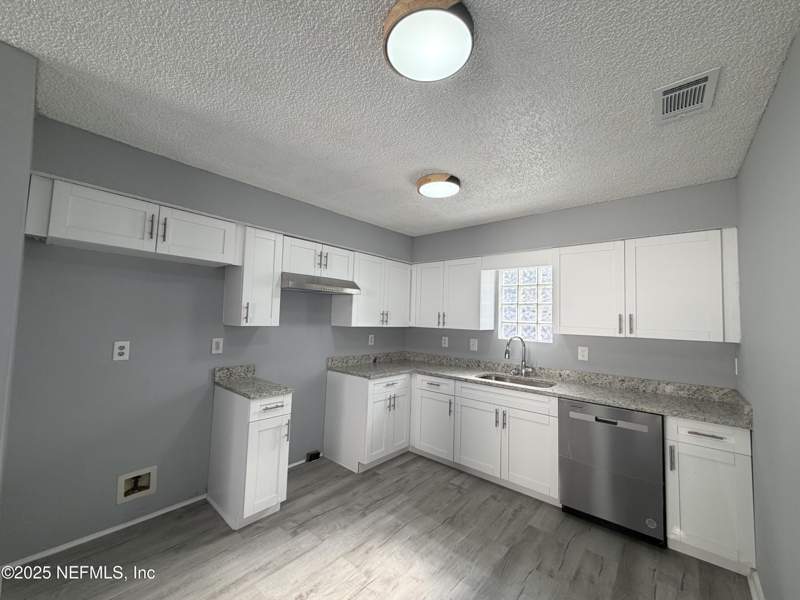 3 bedroom Single Family Residence at 761 Trekker Street, Century Point, Jacksonville — photo 2