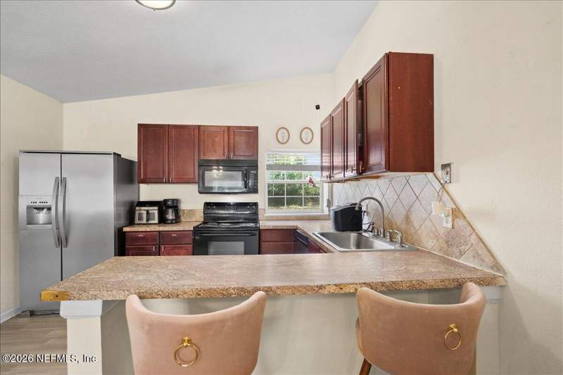 2 bedroom Single Family Residence at 9823 Eve Drive, Southside Estates, Jacksonville — photo 4