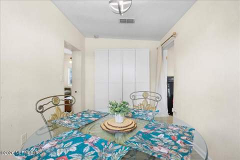 9823 Eve Drive, Jacksonville FL - photo 17 of 25
