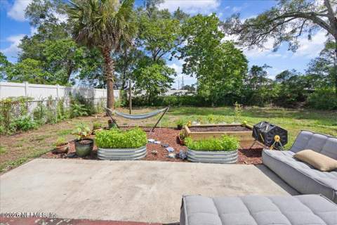 9823 Eve Drive, Jacksonville FL - photo 21 of 25