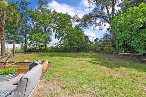 9823 Eve Drive, Jacksonville FL - photo 22 of 25