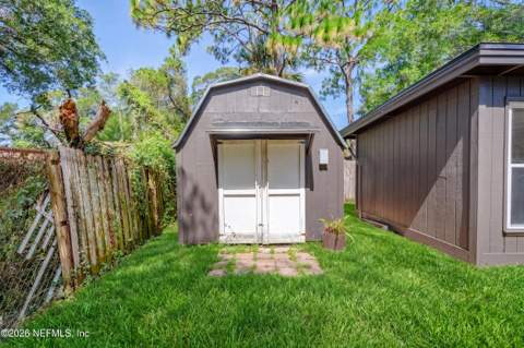 6522 Barkwood Drive, Jacksonville FL - photo 24 of 25