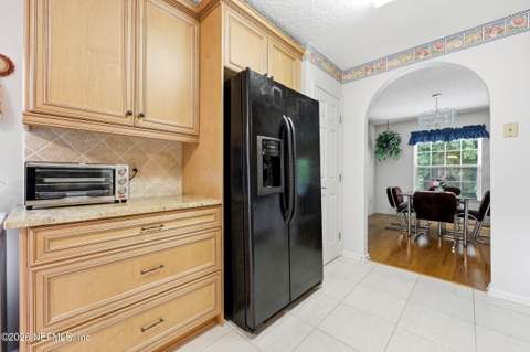 5427 Blue Pacific Drive, Jacksonville FL - photo 13 of 39
