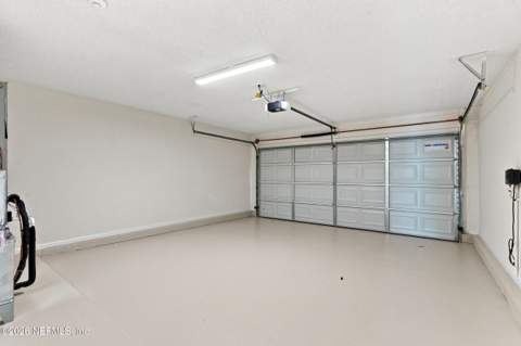 11987 Arbor Lake Drive, Jacksonville FL - photo 23 of 32
