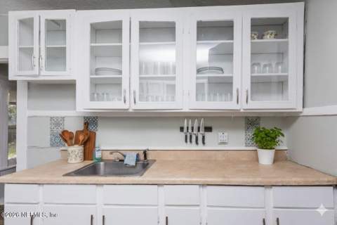 1488 W 5th Street, Jacksonville FL - photo 6 of 37