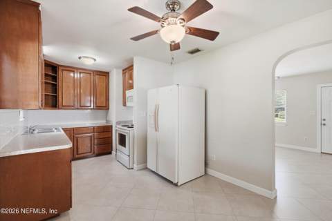 5239 Glenwood Avenue, Jacksonville FL - photo 13 of 39