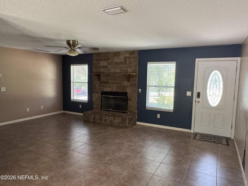 3 bedroom Single Family Residence at 1134 Coral Farms Road, Florahome, Florahome — photo 5