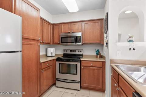 8550 Touchton Road #1437, Jacksonville FL - photo 12 of 38
