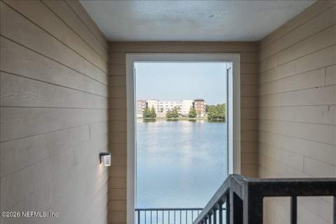 8550 Touchton Road #1437, Jacksonville FL - photo 8 of 38