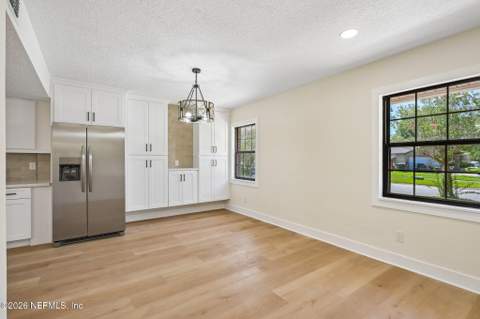 3603 North Ride Drive, Jacksonville FL - photo 11 of 50