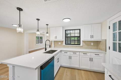 3603 North Ride Drive, Jacksonville FL - photo 8 of 50
